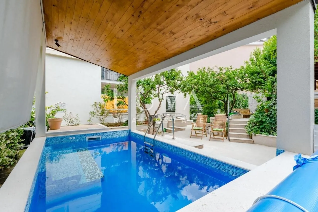 Split, Varoš, City Center, House with Pool for Sale