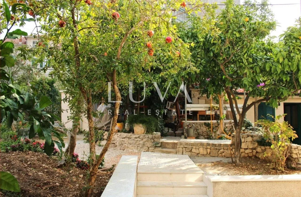Split, Varoš, City Center, House with Pool for Sale