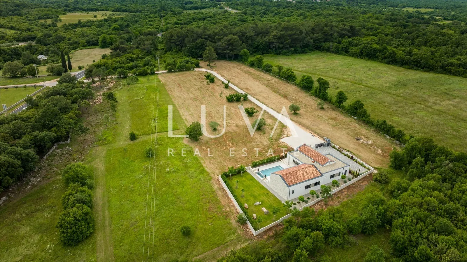 Brajkovići, Rovinj, Istra, luksuzna kuća s bazenom na prodaju