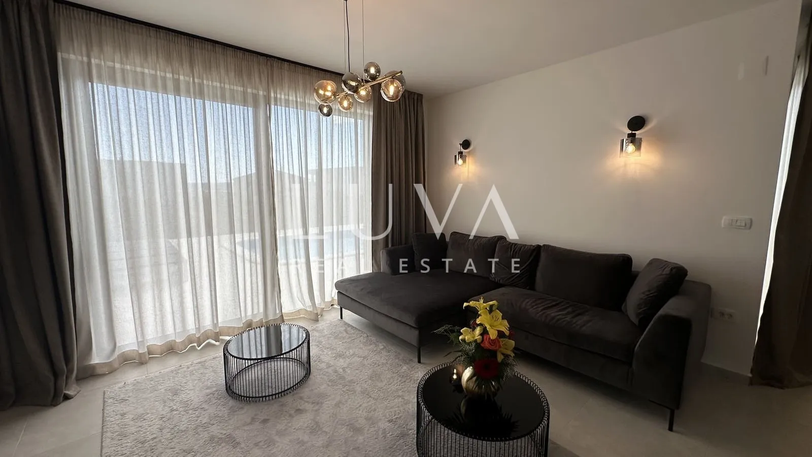 Kaštel Stari, Split, moderna luksuzna vila s bazenom na prodaju