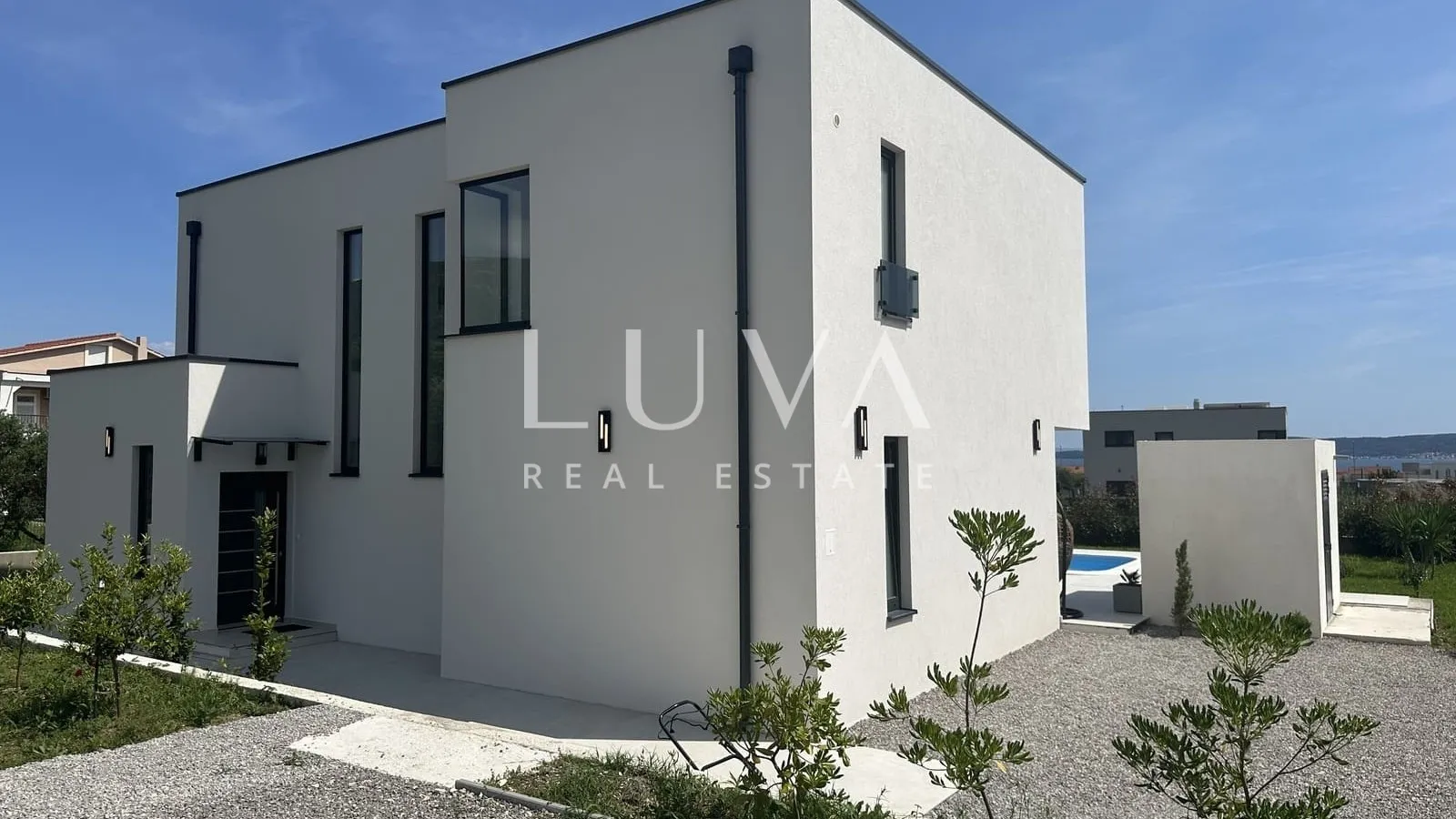 Kaštel Stari, Split, moderna luksuzna vila s bazenom na prodaju
