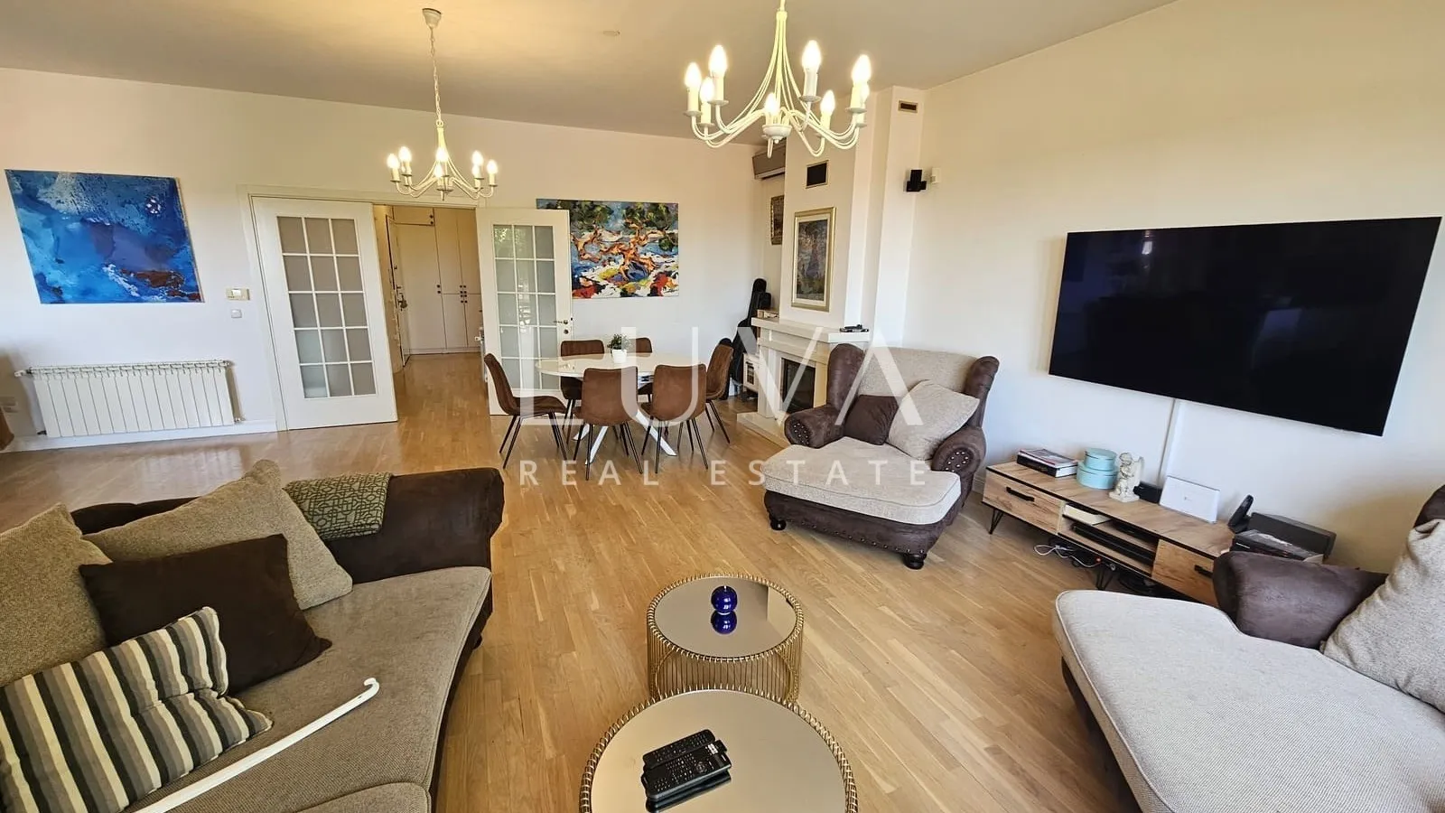 Zagreb, Gornje Prekrižje, luxury apartment with garden and garage, 230m2