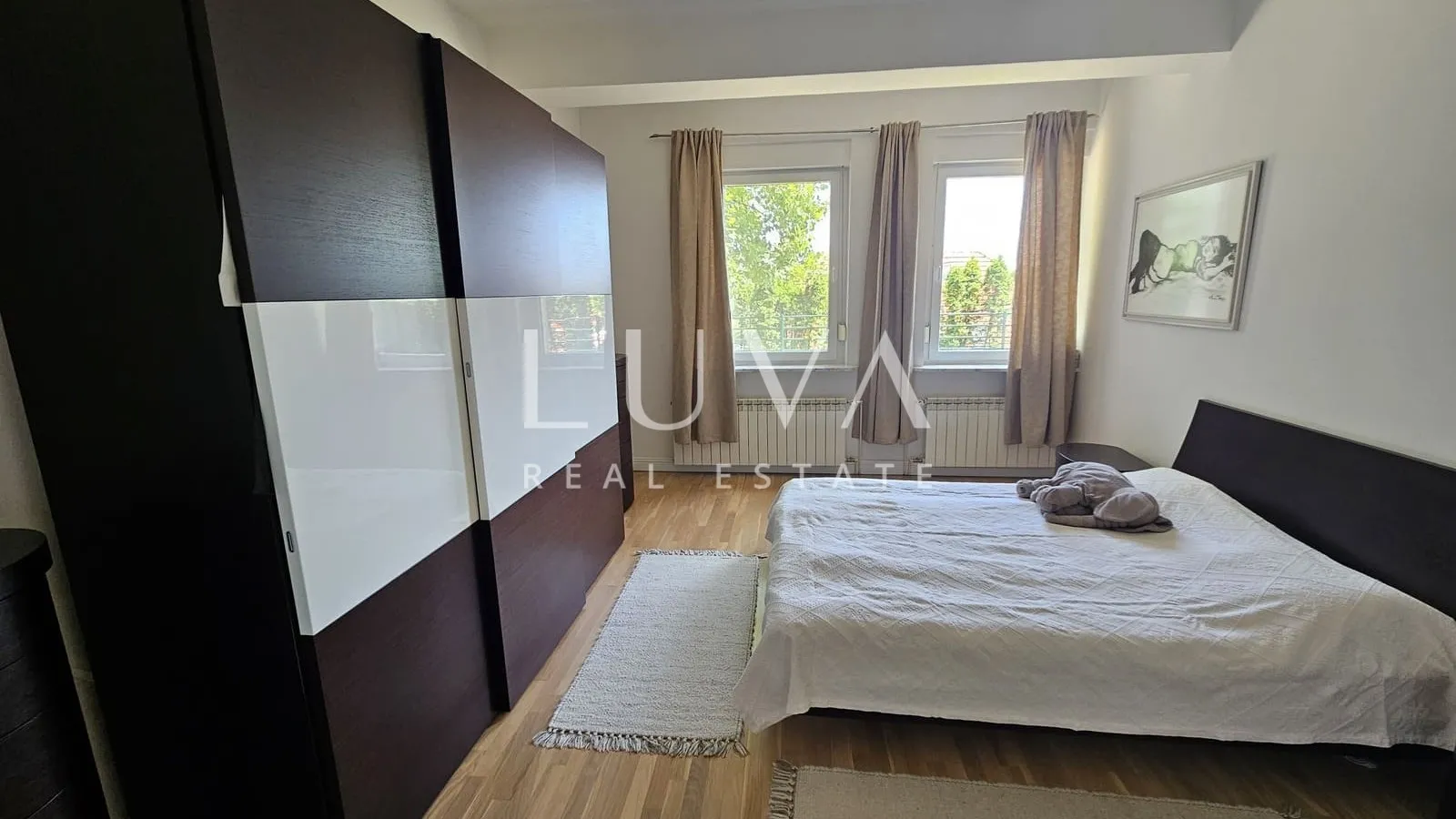 Zagreb, Gornje Prekrižje, luxury apartment with garden and garage, 230m2