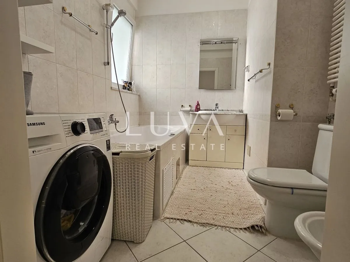 Zagreb, Gornje Prekrižje, luxury apartment with garden and garage, 230m2