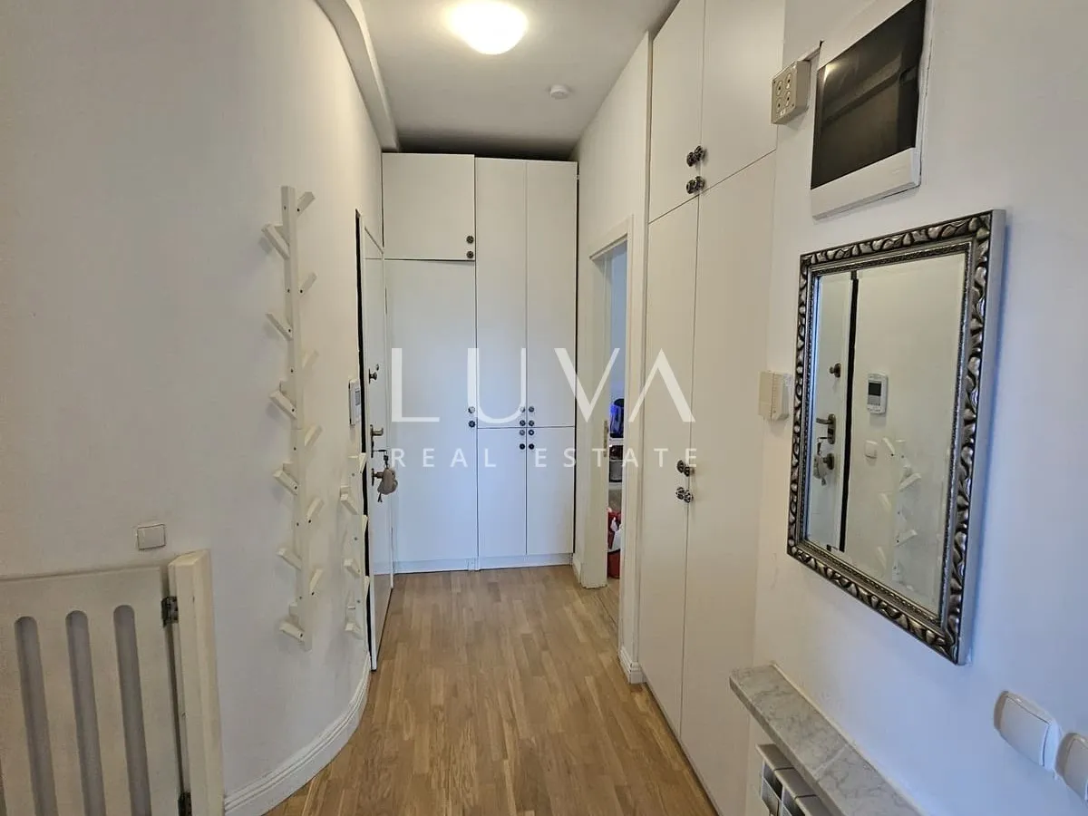 Zagreb, Gornje Prekrižje, luxury apartment with garden and garage, 230m2