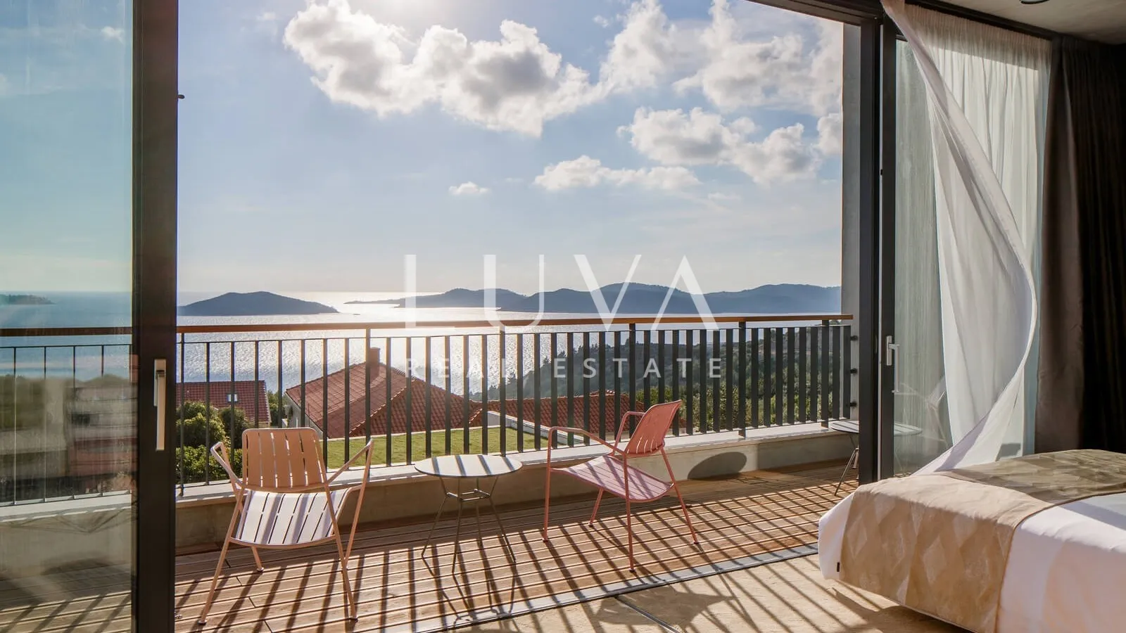 Dubrovnik,  Brsečine, moderni hotel s bazenom na prodaju