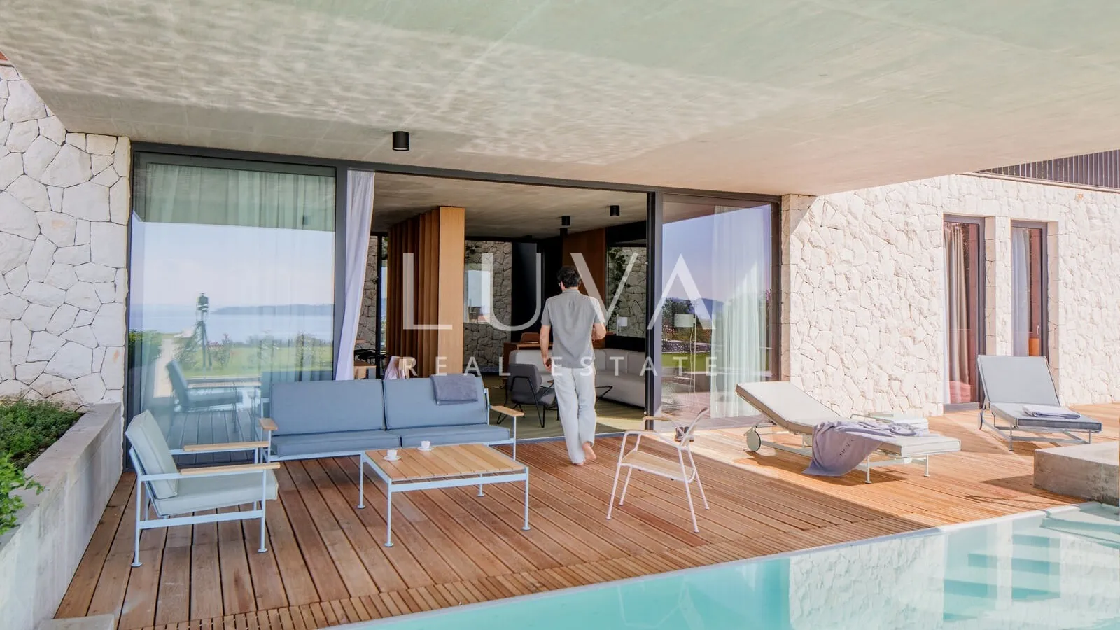 Dubrovnik,  Brsečine, moderni hotel s bazenom na prodaju