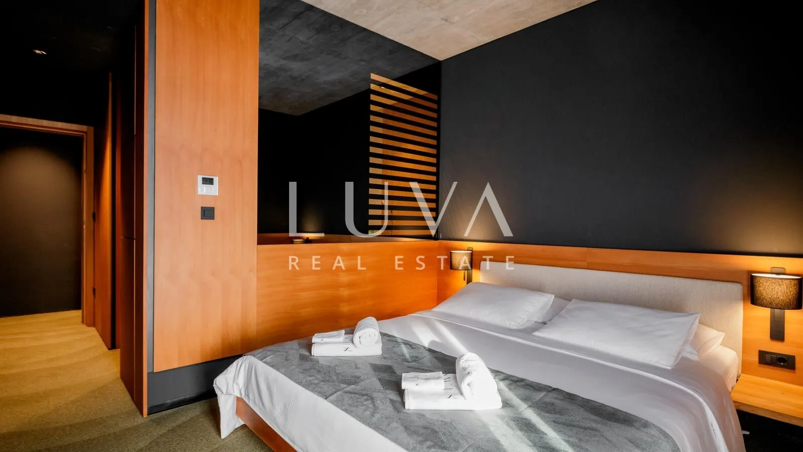 Dubrovnik,  Brsečine, moderni hotel s bazenom na prodaju