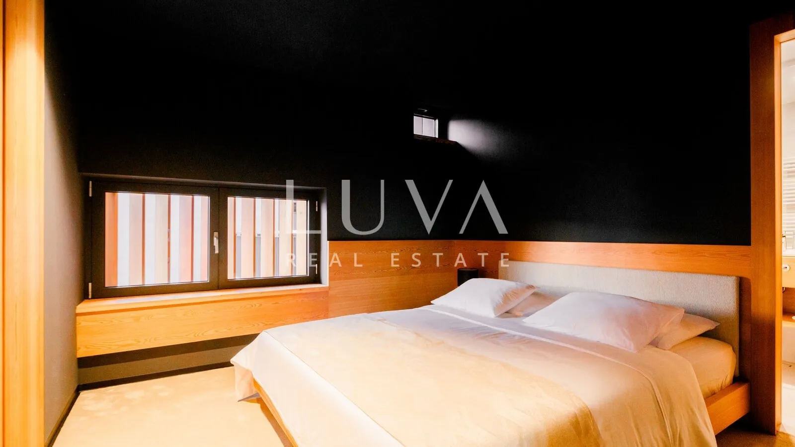 Dubrovnik,  Brsečine, moderni hotel s bazenom na prodaju