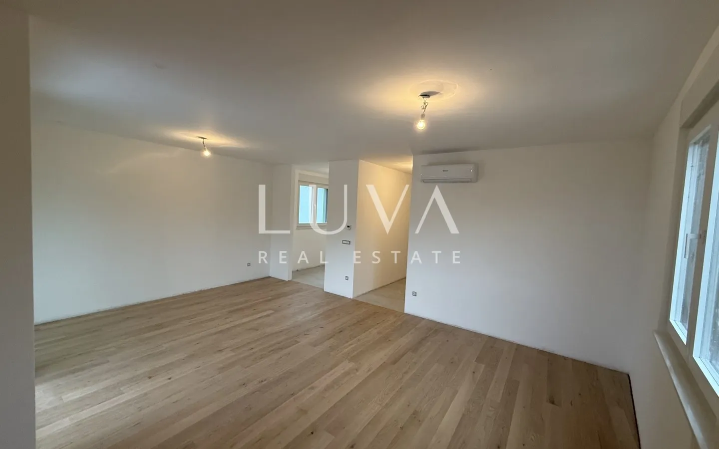 Zagreb, Fraterščica – Neubau 4-Zimmer-Wohnung + 2 Außenstellplätze + 1 Garagenstellplatz, 124 m²