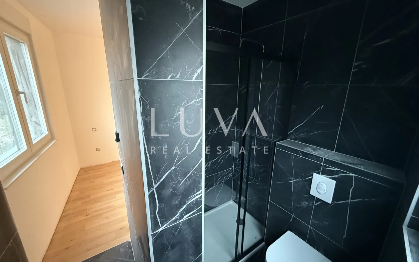 Zagreb, Fraterščica – Neubau 4-Zimmer-Wohnung + 2 Außenstellplätze + 1 Garagenstellplatz, 124 m²
