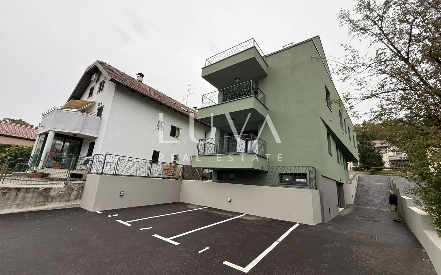Zagreb, Fraterščica, novogradnja 4-sobni stan +2 VP+1 GPM, 124 m2 NKP