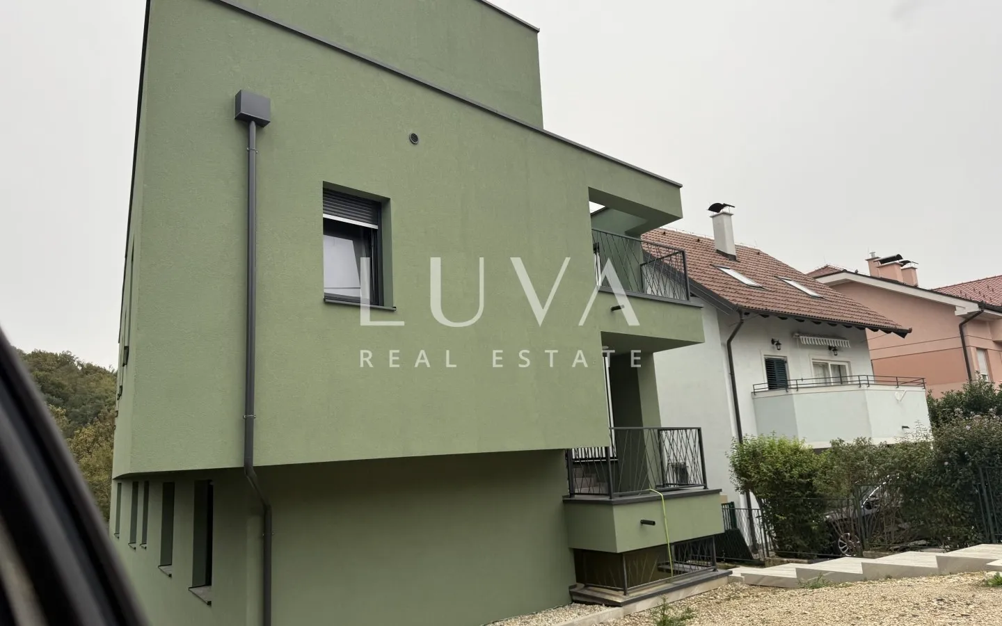 Zagreb, Fraterščica, novogradnja 4-sobni stan +2 VP+1 GPM, 124 m2 NKP
