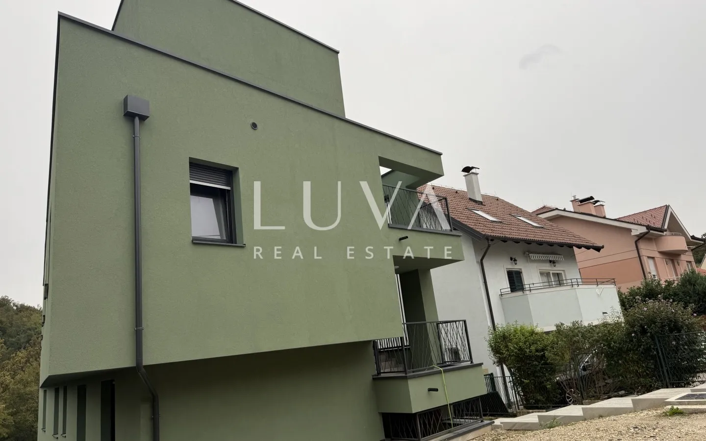 Zagreb, Fraterščica, novogradnja 4-sobni stan +2 VP+1 GPM, 124 m2 NKP