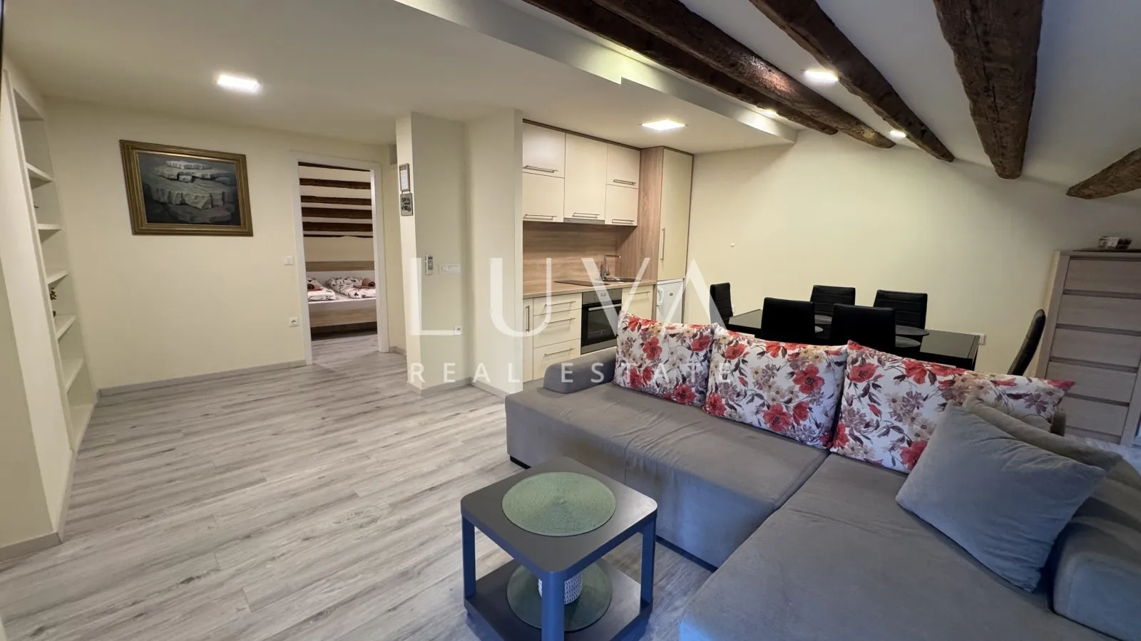 Istra, Poreč, jednosoban stan s predivnim pogledom, 48 m2
