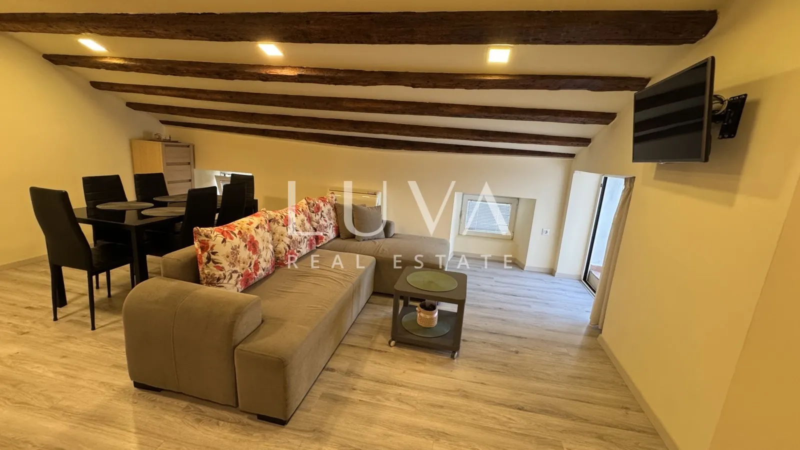 Istra, Poreč, jednosoban stan s predivnim pogledom, 48 m2