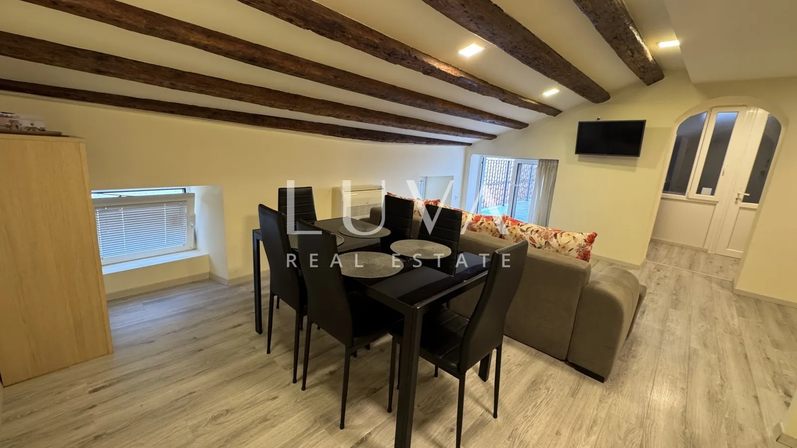 Istra, Poreč, jednosoban stan s predivnim pogledom, 48 m2