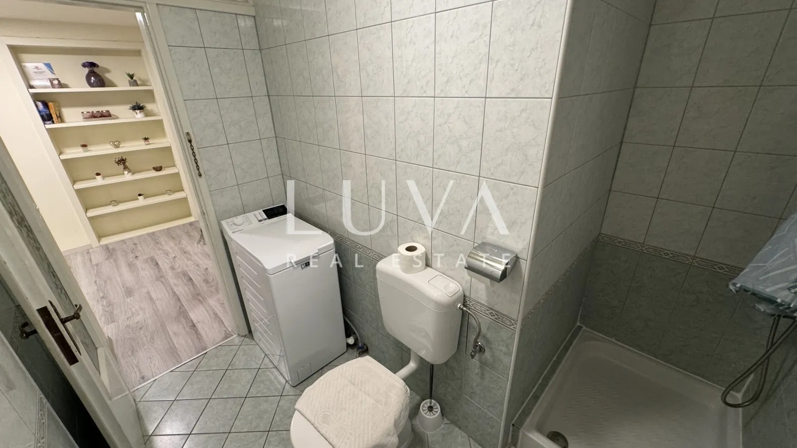 Istra, Poreč, jednosoban stan s predivnim pogledom, 48 m2