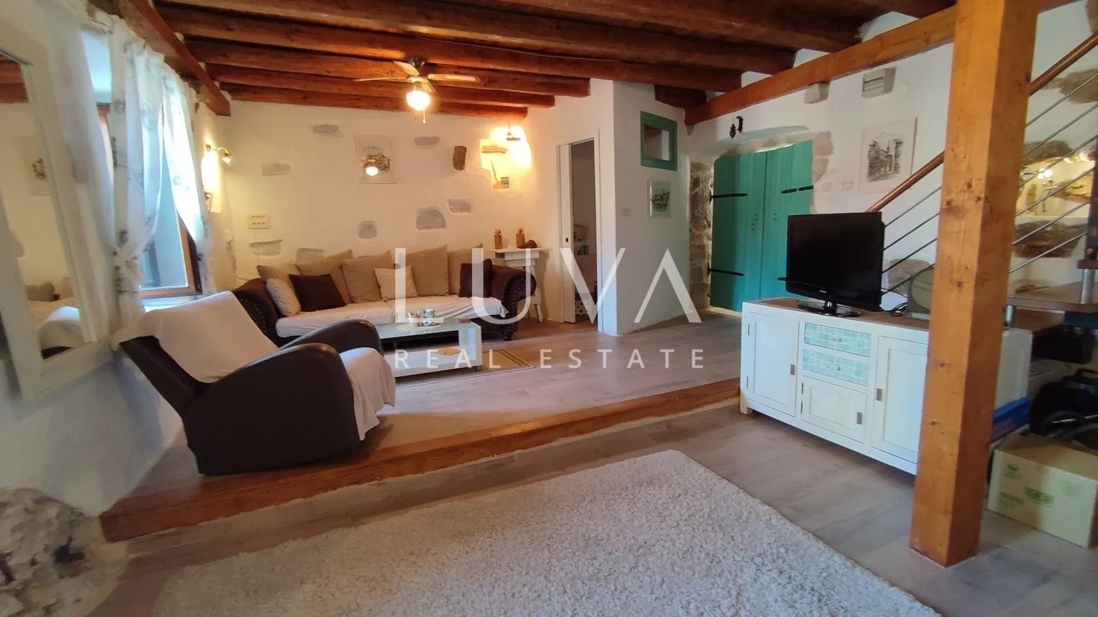 Hvar, Vrbanj – Authentic Stone House with Pool for Sale