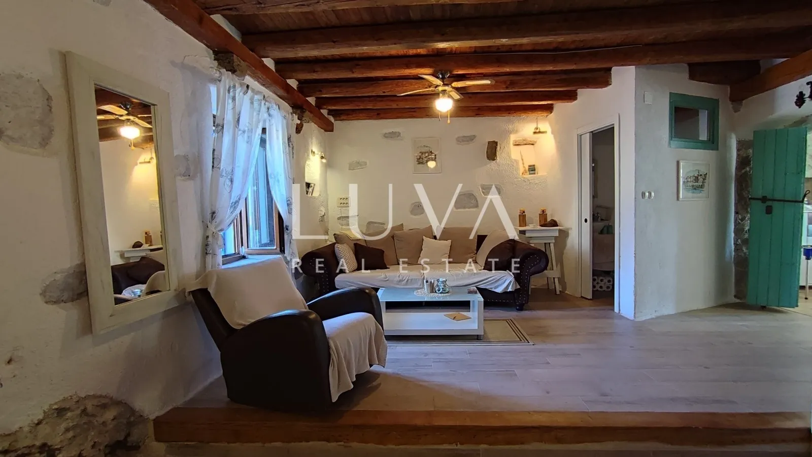 Hvar, Vrbanj – Authentic Stone House with Pool for Sale