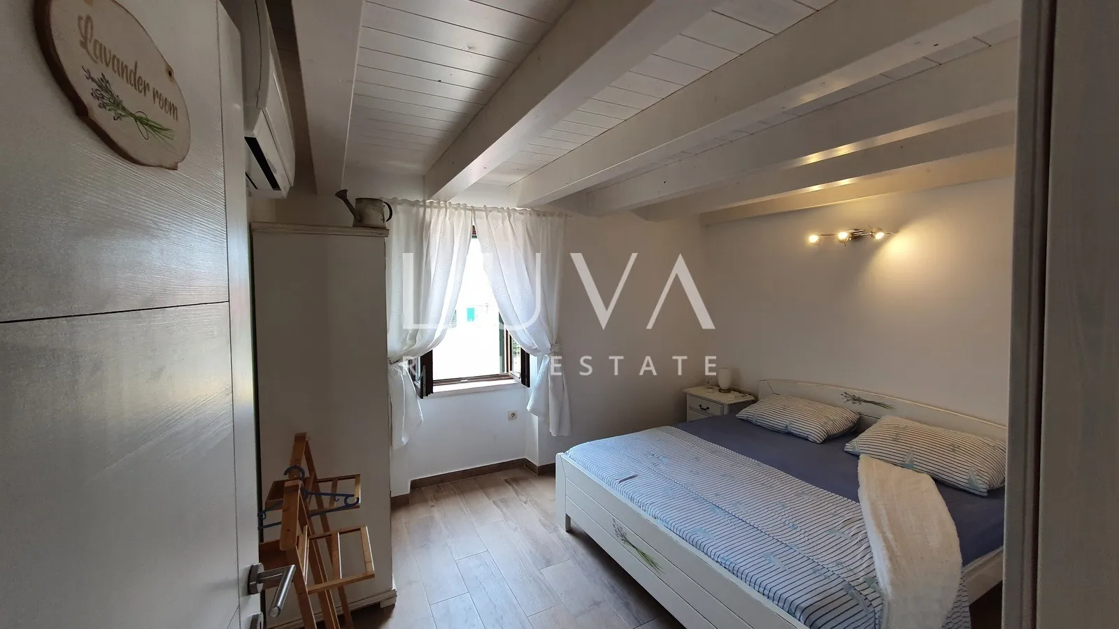 Hvar, Vrbanj – Authentic Stone House with Pool for Sale