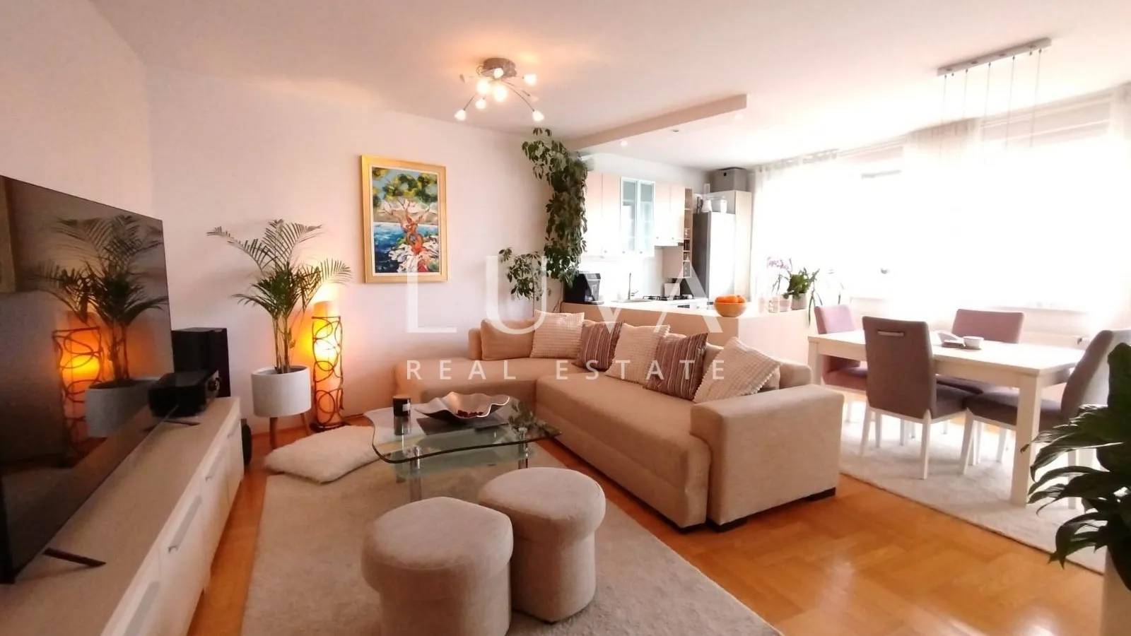 Veliko Polje, 4-room apartment, 109,61m2, with garage, for sale