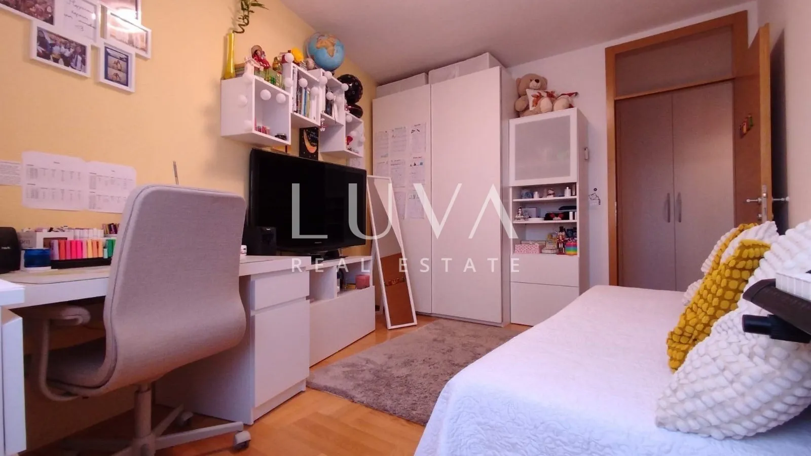 Veliko Polje, 4-room apartment, 109,61m2, with garage, for sale