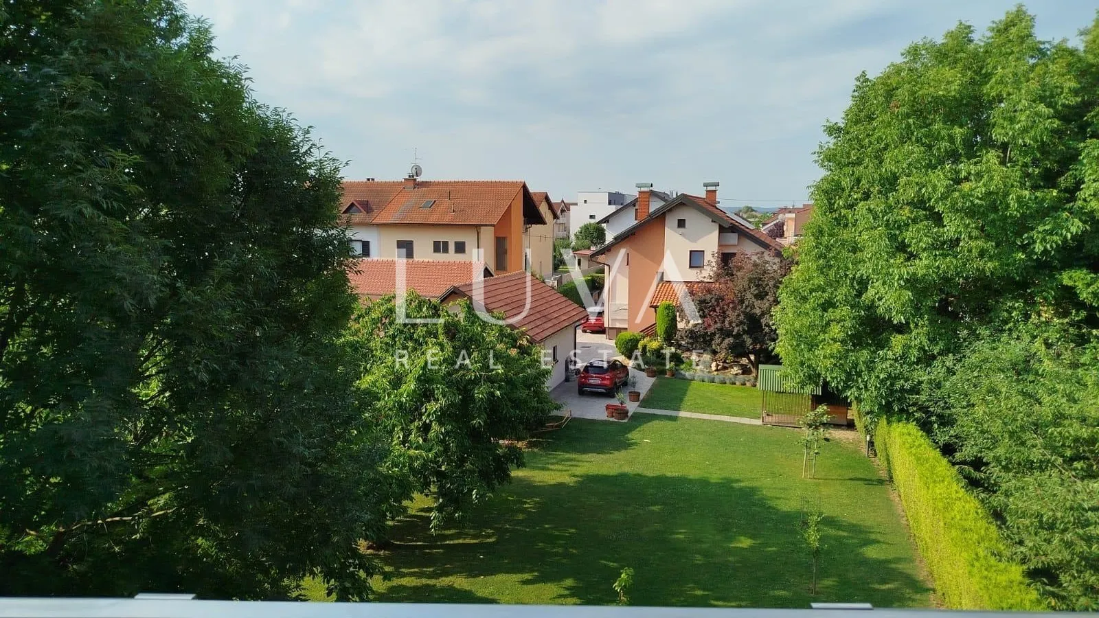Veliko Polje, 4-room apartment, 109,61m2, with garage, for sale