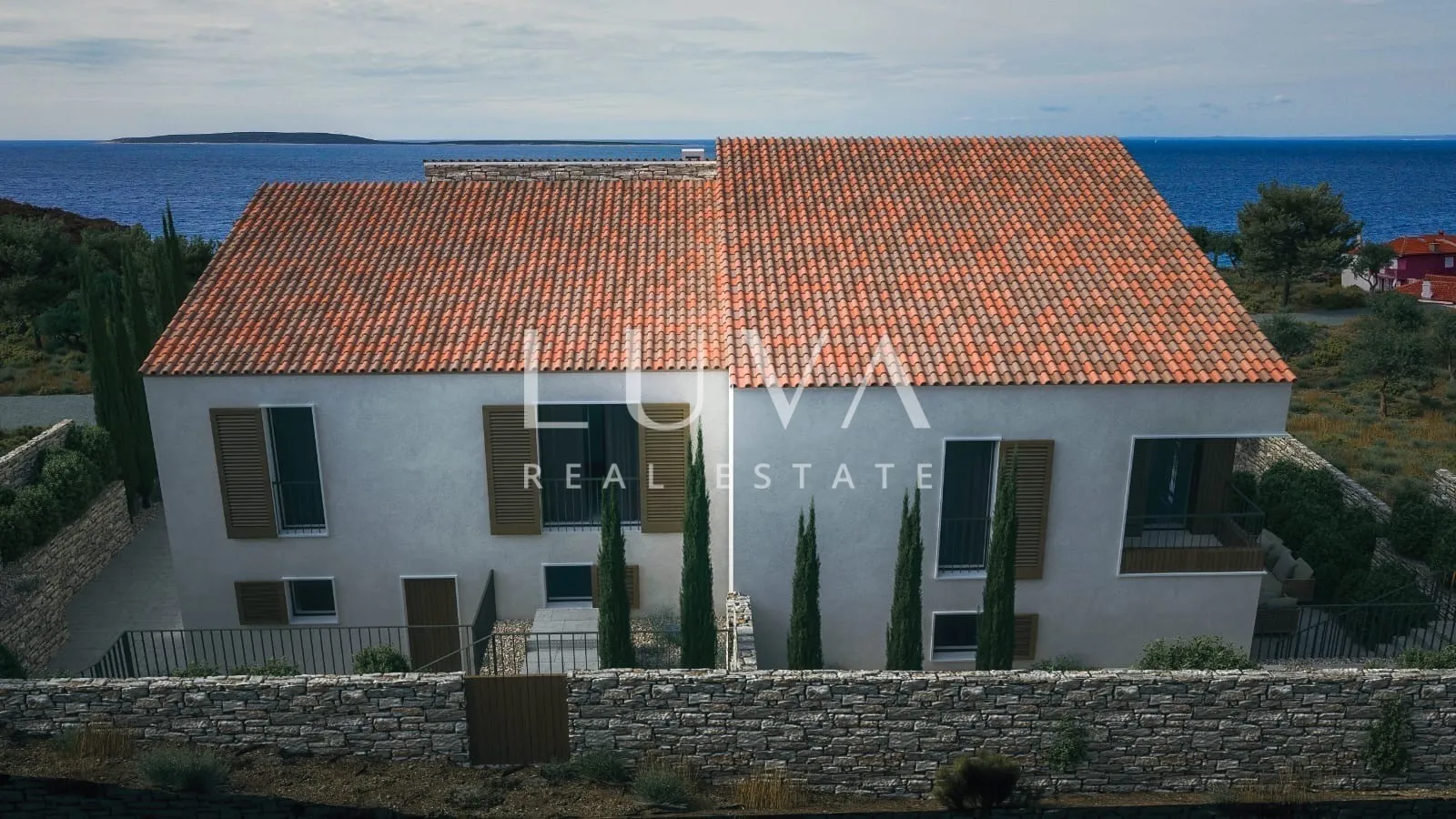 Otok Cres,  Martinšćica, luksuzna kuća s bazenom i predivnim pogledom na more, 267,48 m2