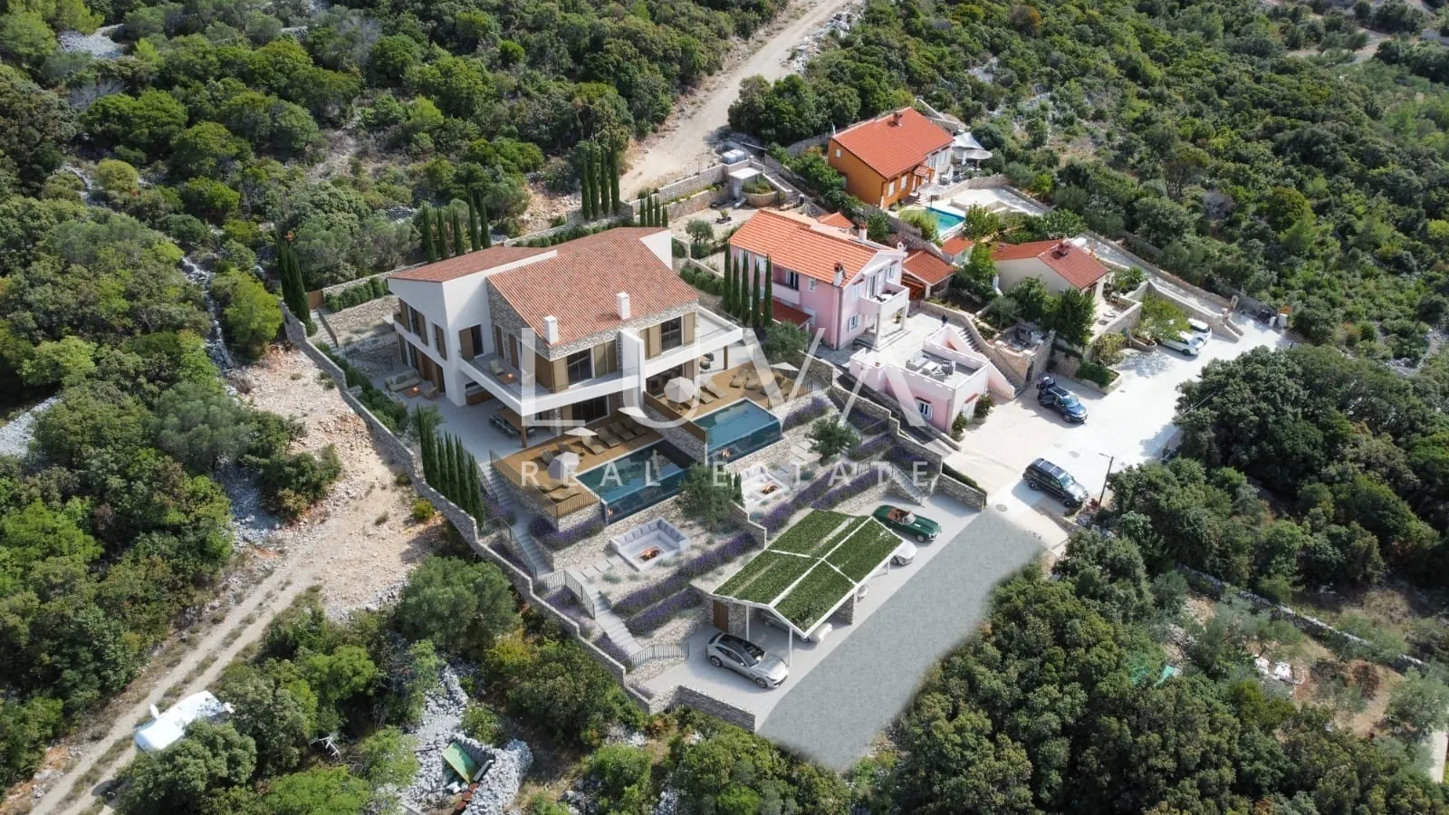 Otok Cres,  Martinšćica, luksuzna kuća s bazenom i predivnim pogledom na more, 267,48 m2