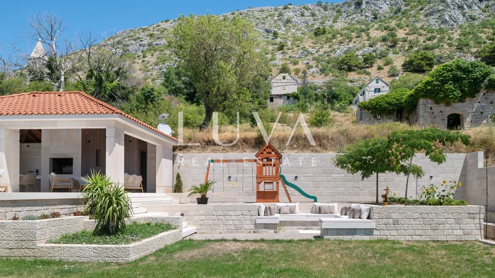 Podstrana, Split, luksuzna vila s bazenom za dugoročni najam