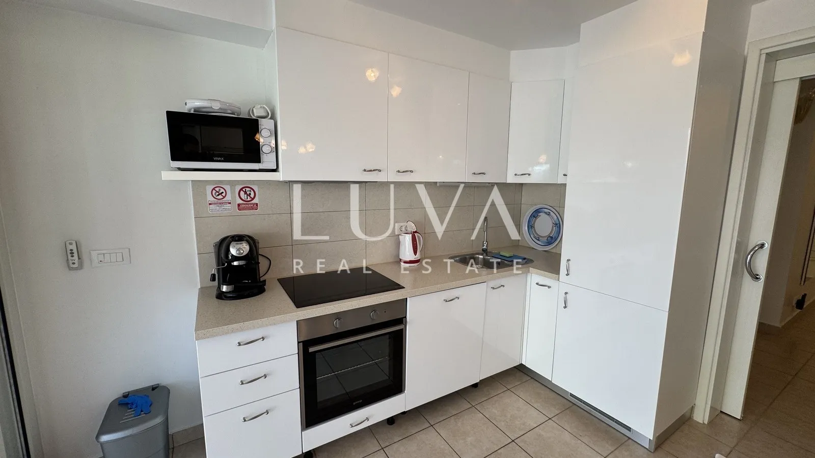 Istria, Novigrad, two-floor house near the sea, 93 m2