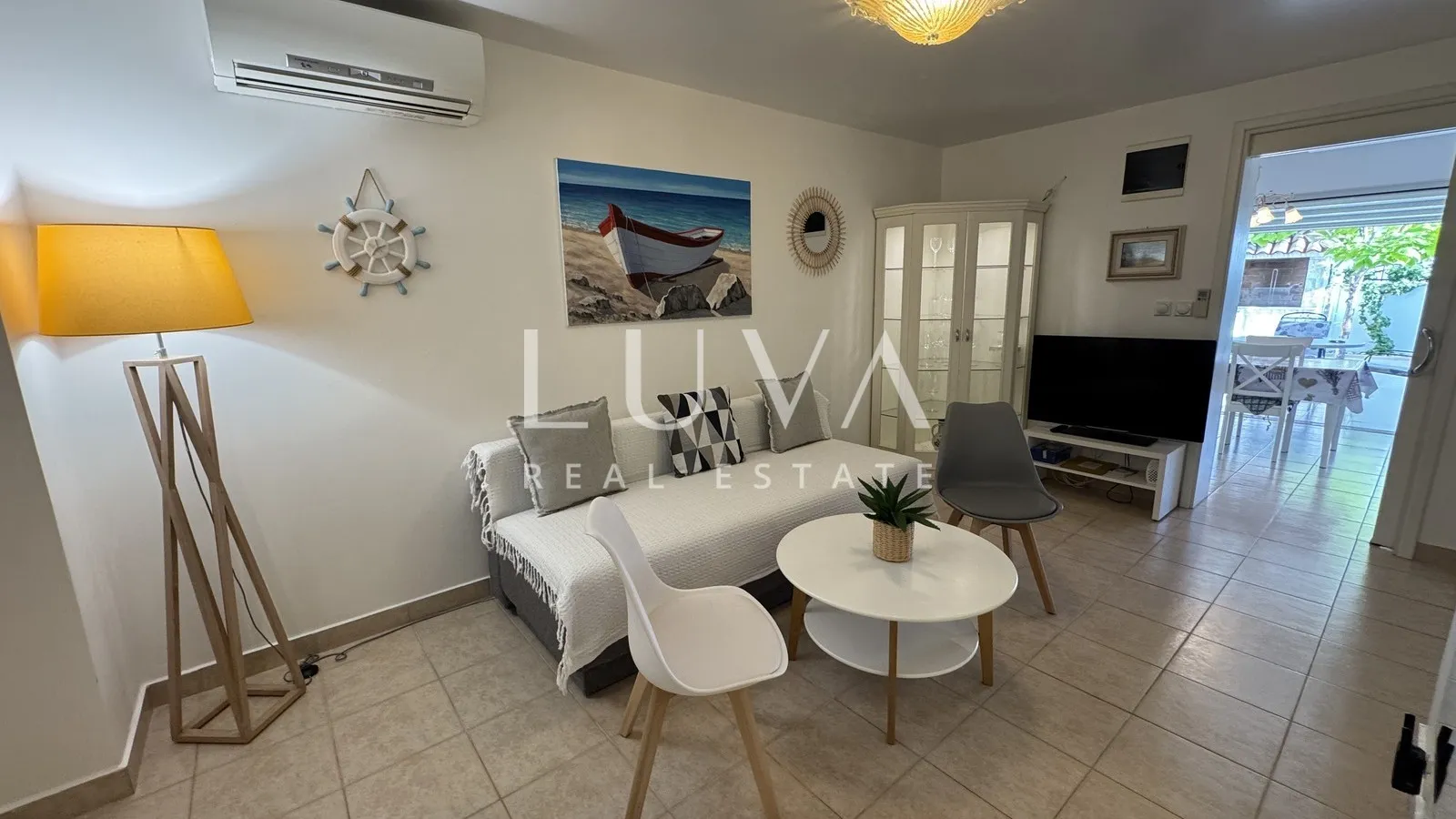 Istria, Novigrad, two-floor house near the sea, 93 m2