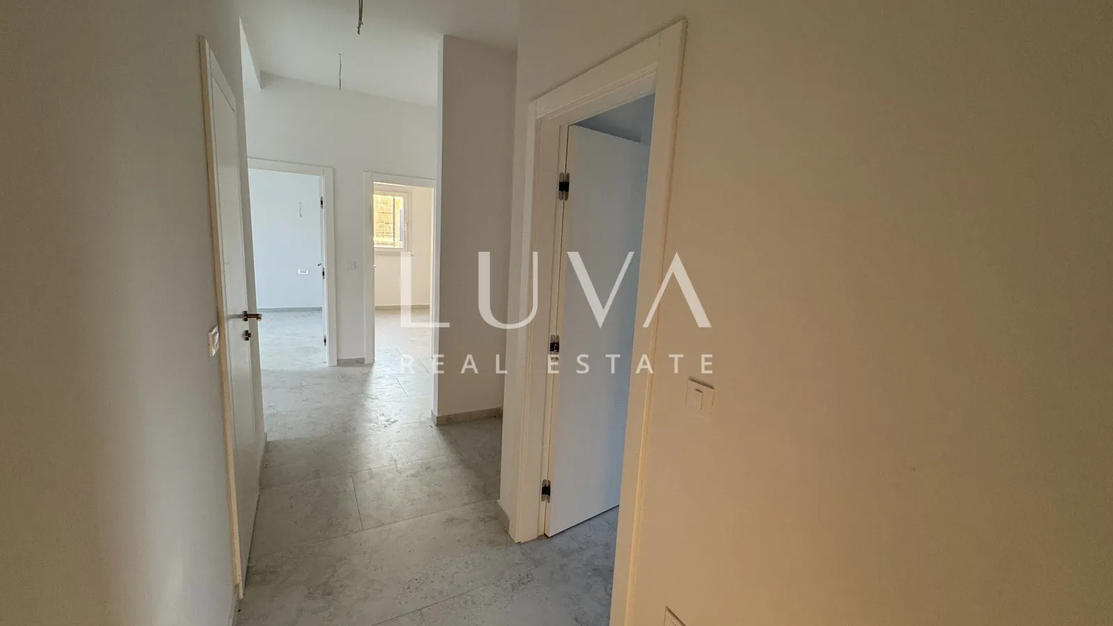 Istrien, Tar, moderne Erdgeschosswohnung mit Garten, 88,16 m2