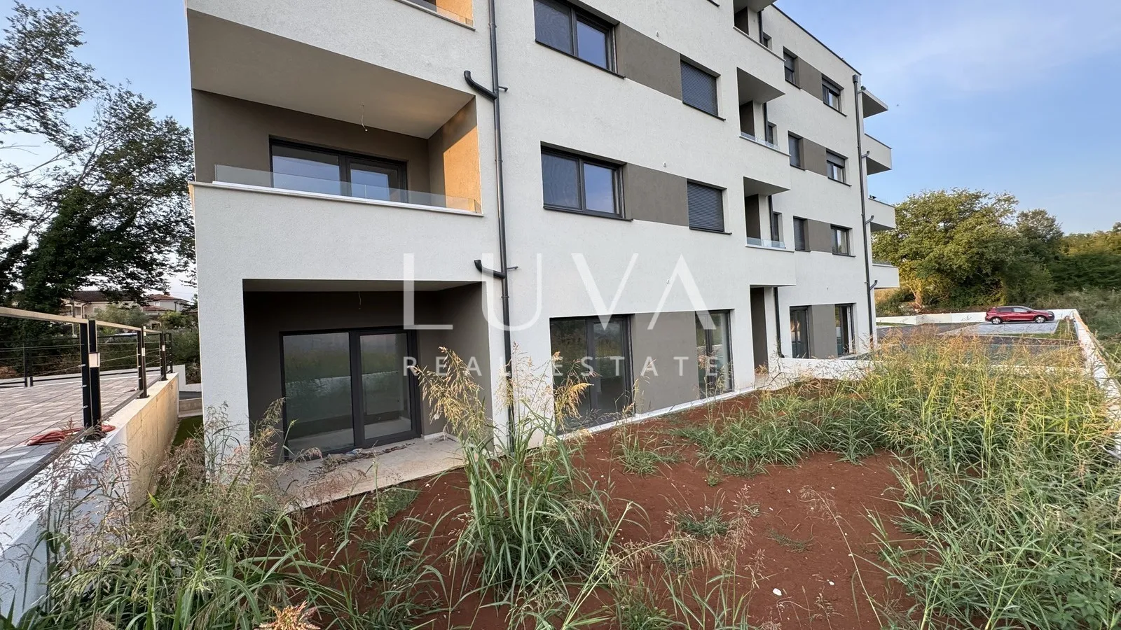 Istrien, Tar, moderne Erdgeschosswohnung mit Garten, 88,16 m2