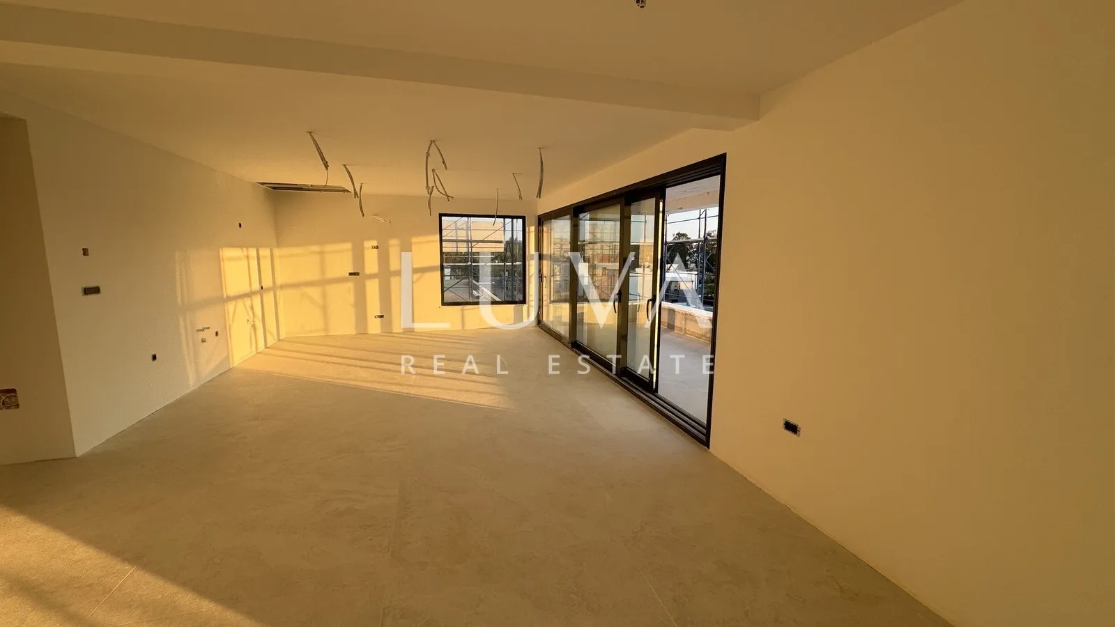 Istrien, Poreč, moderne Penthouse-Wohnung mit Dachterrasse, 181,45 m2