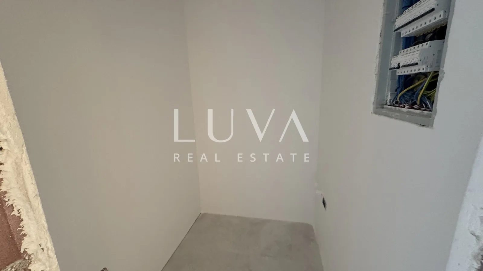 Istrien, Poreč, moderne Penthouse-Wohnung mit Dachterrasse, 181,45 m2