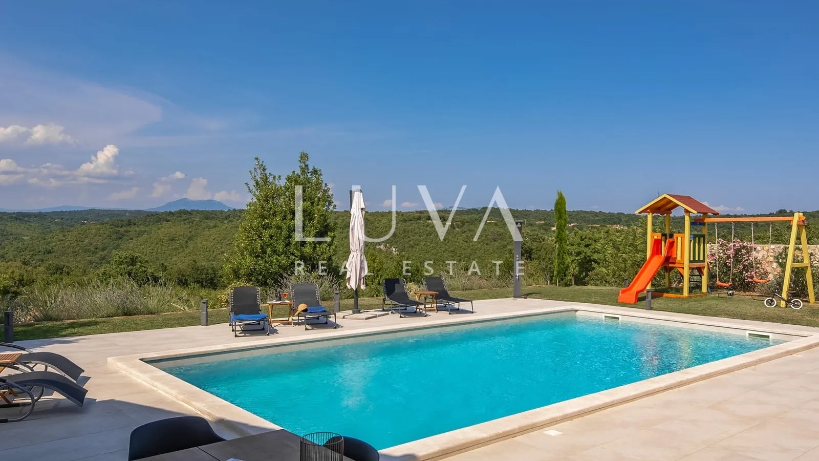 Labin, Istra, luksuzna vila s bazenom na prodaju