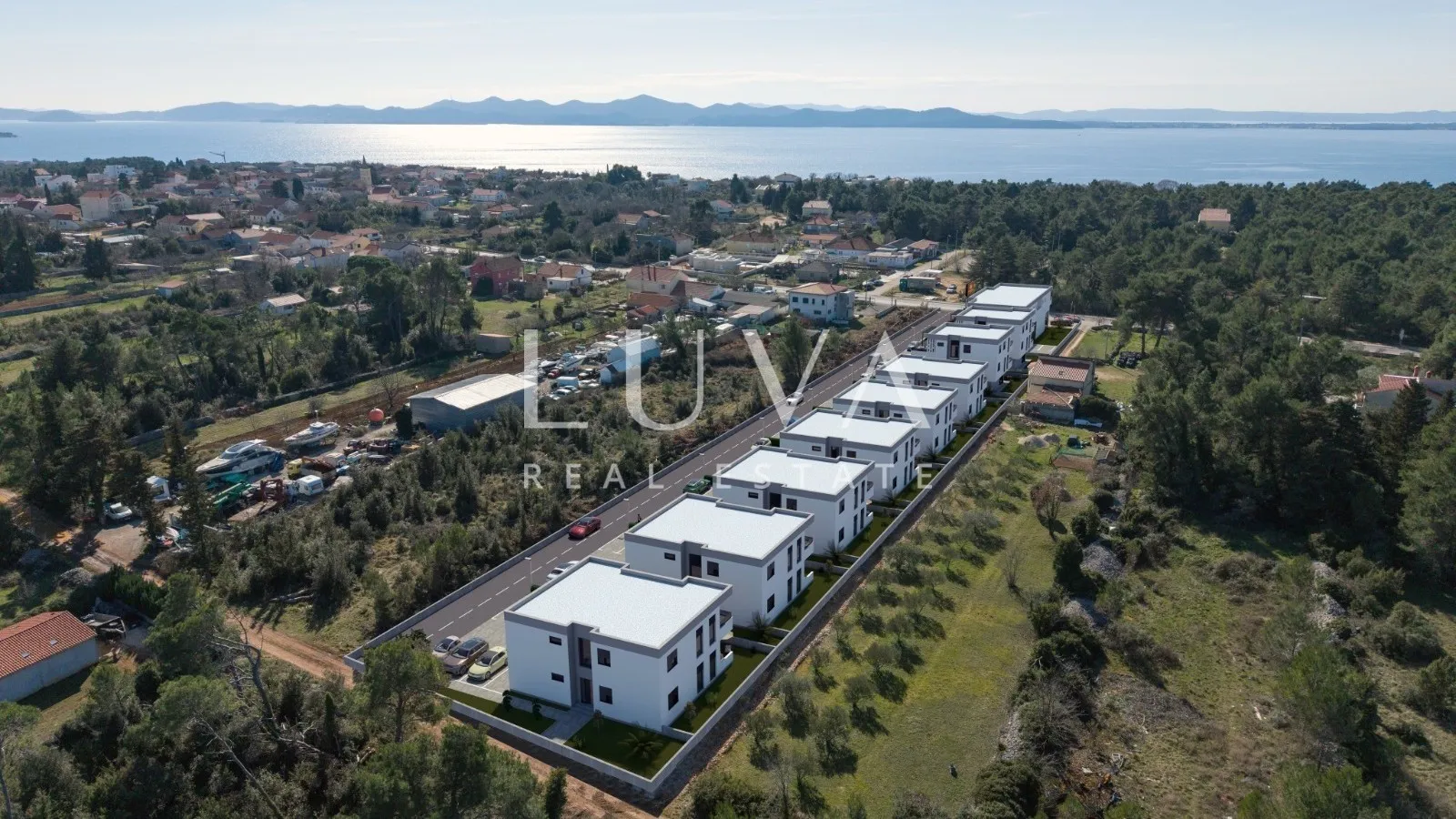 Zadar, Kožino, moderni stan u prizemlju s vrtom, 69.73m2
