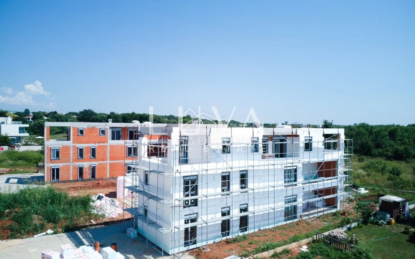 Poreč, Mali Maj, moderne Wohnung im ersten Stock, 91,28 m2