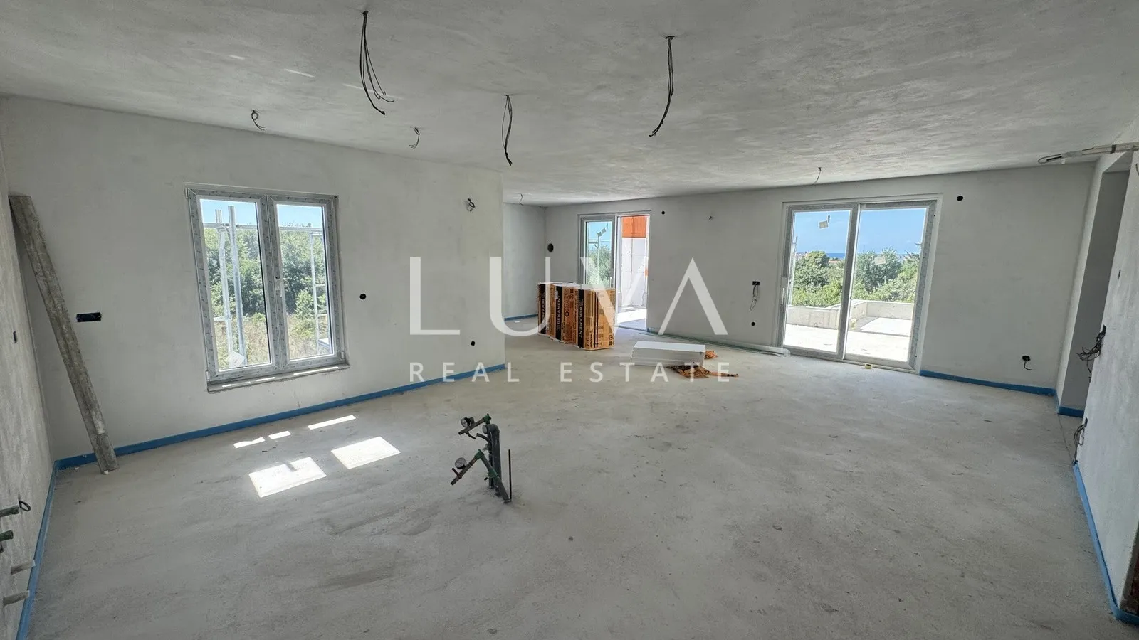 Poreč, Mali Maj, moderni penthouse s pogledom na more, 169 m2