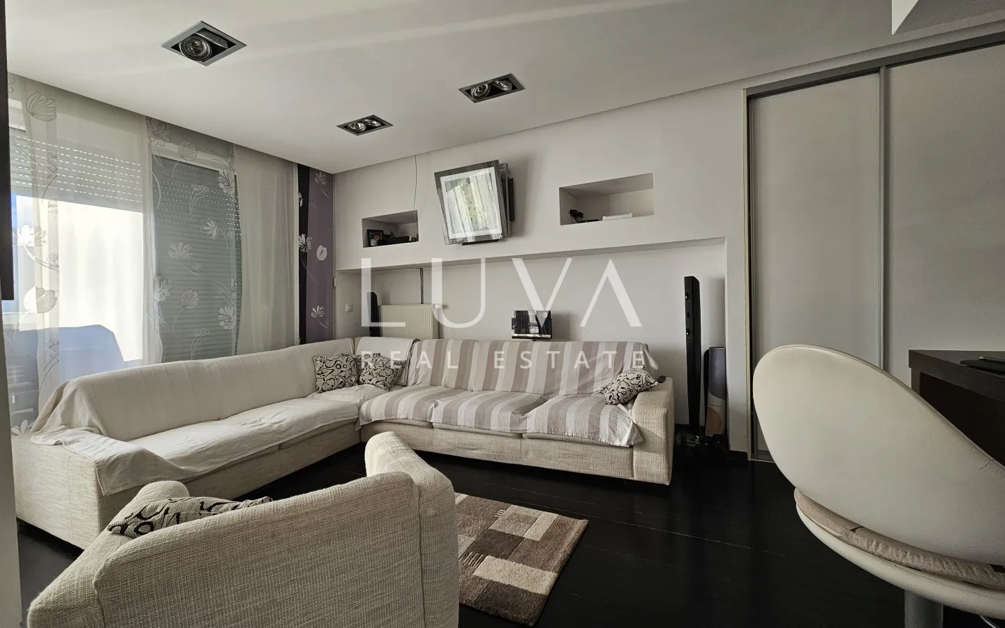 Zagreb, Vrbani – Luxuriöse Drei-Zimmer-Wohnung, 95m2 NNF, verkaufen