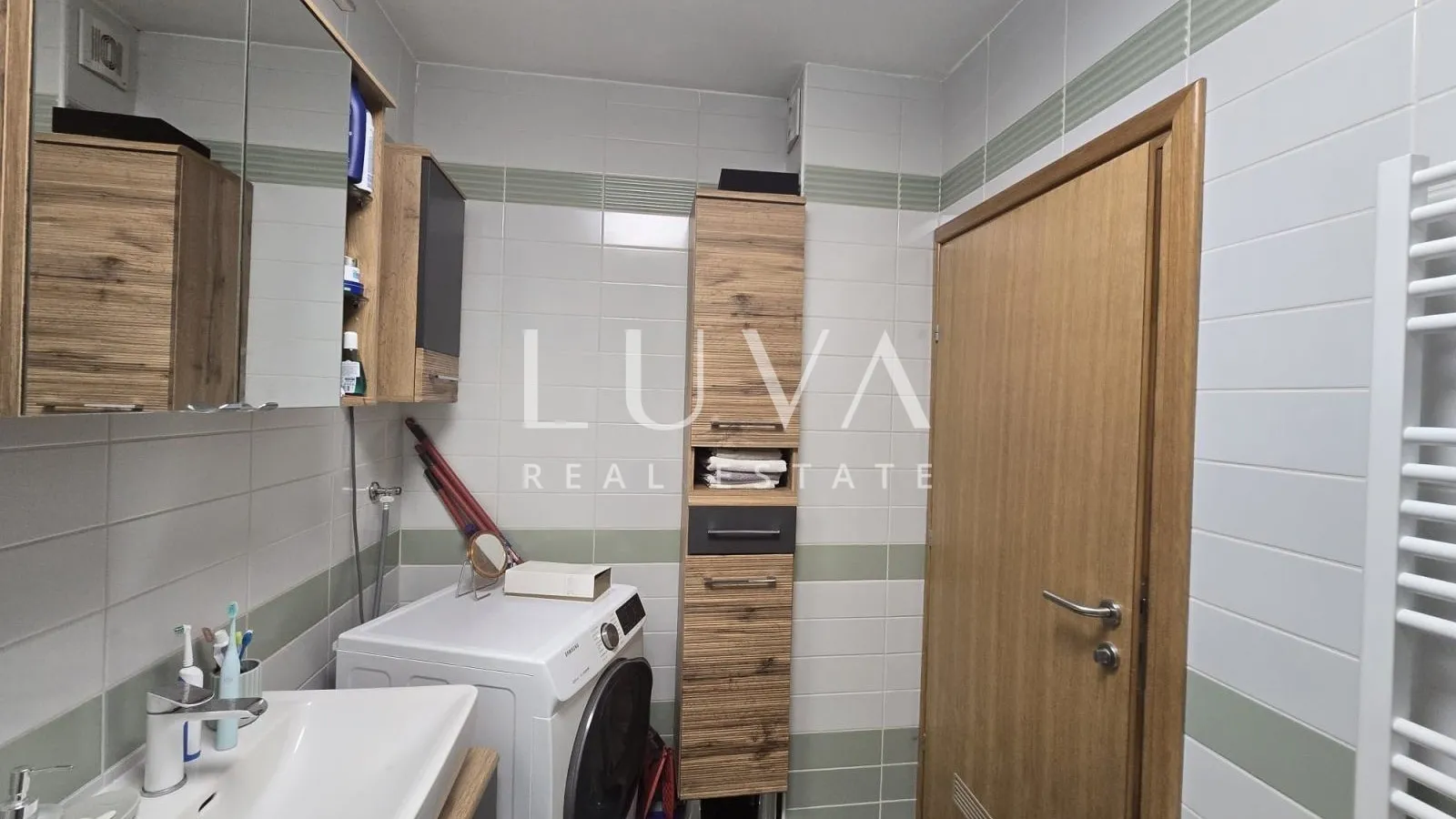 Zagreb, Vrbani, luksuzan trosoban stan 92m2, prodaja