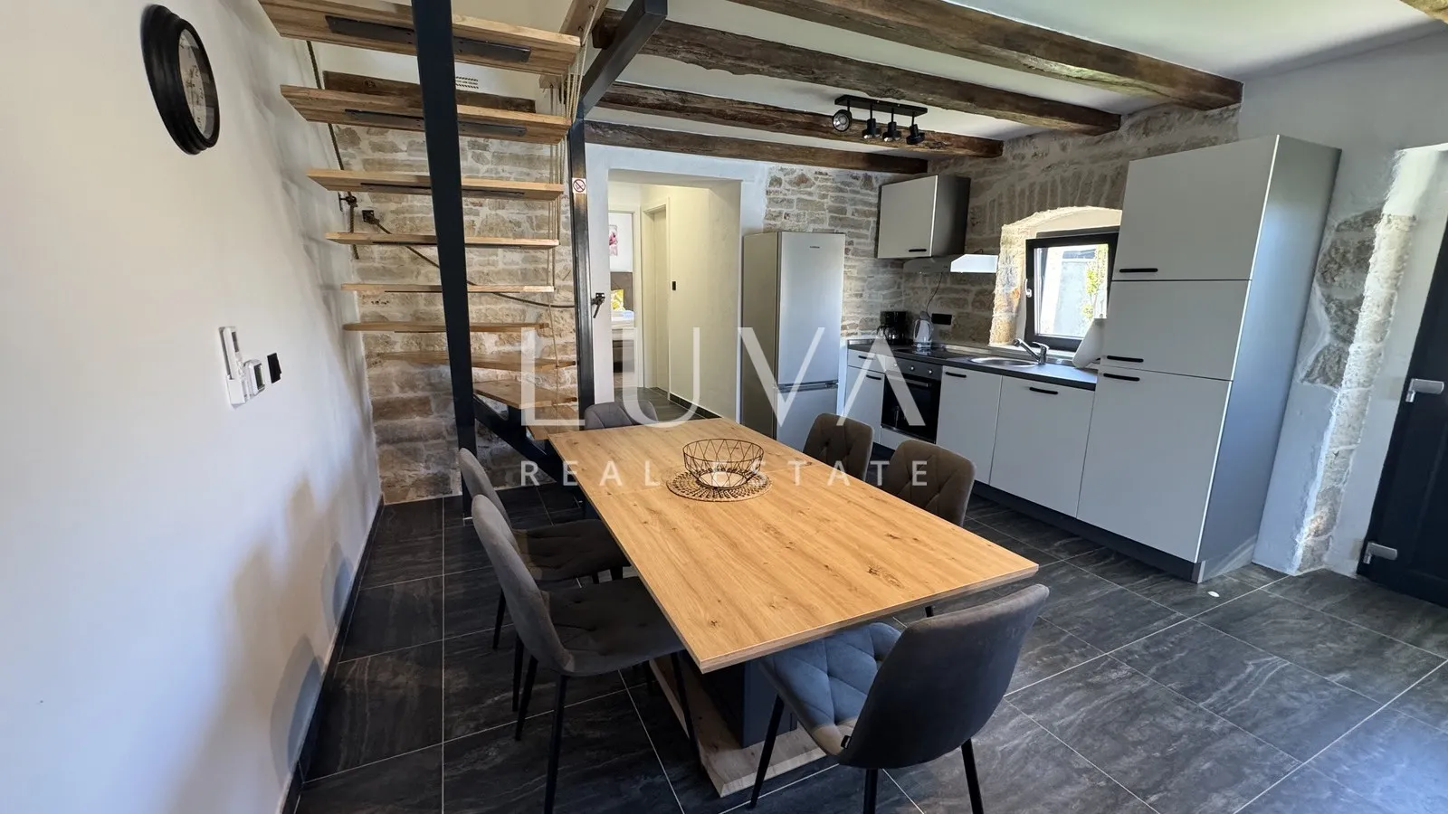 Istria, Poreč, modern stone house with pool, 133 m2