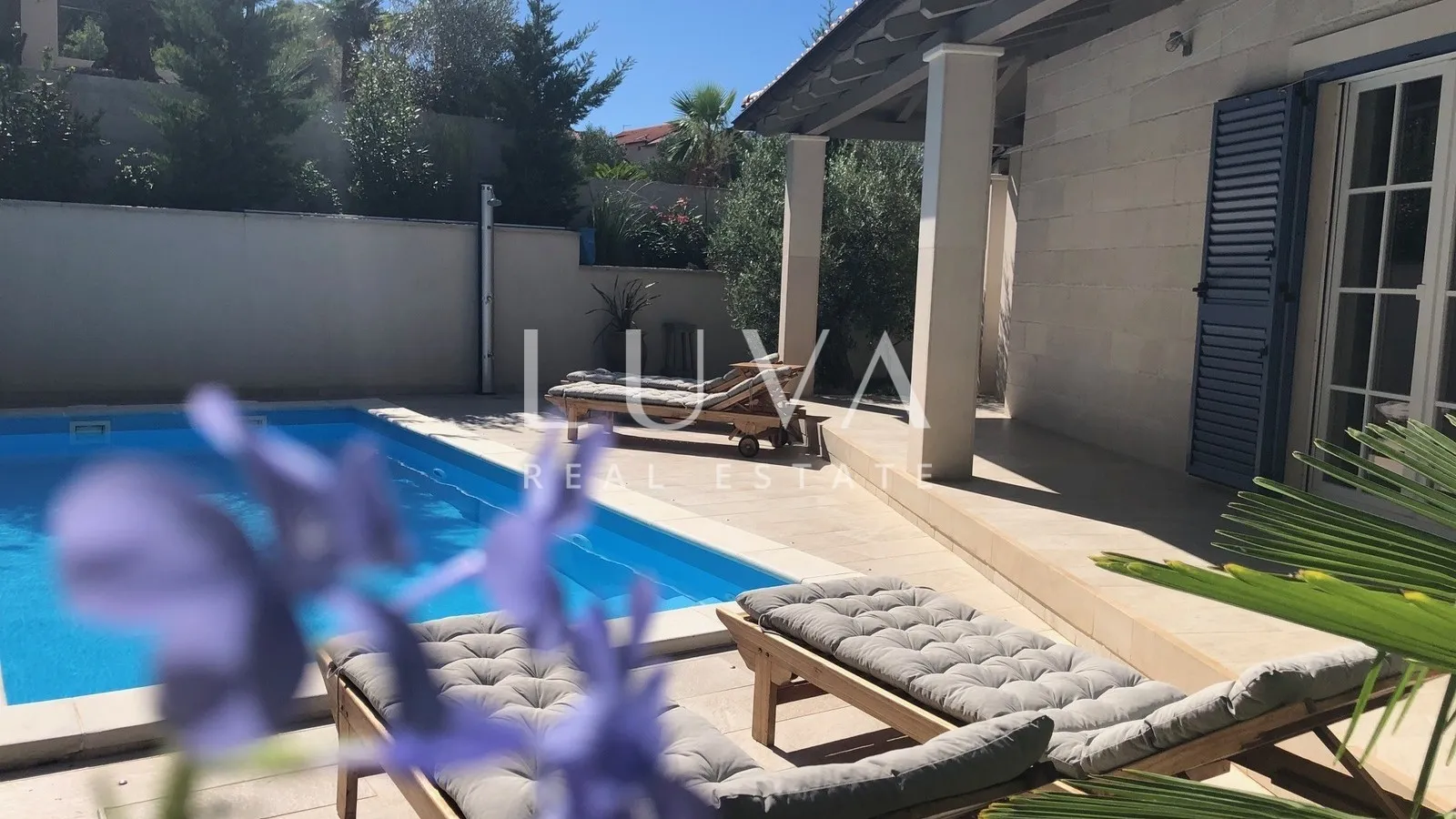 Luxury house 148m2 with a pool for sale, Murter Betina