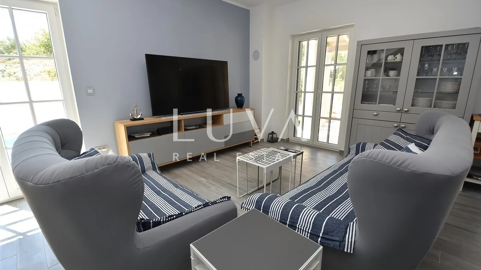 Luxury house 148m2 with a pool for sale, Murter Betina