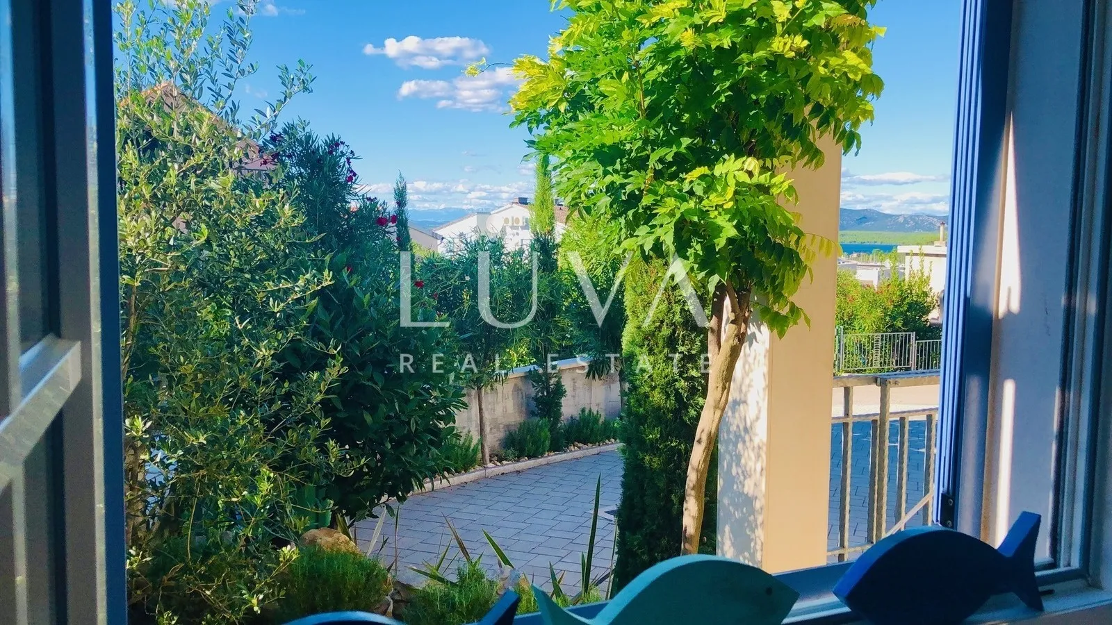 Luxury house 148m2 with a pool for sale, Murter Betina
