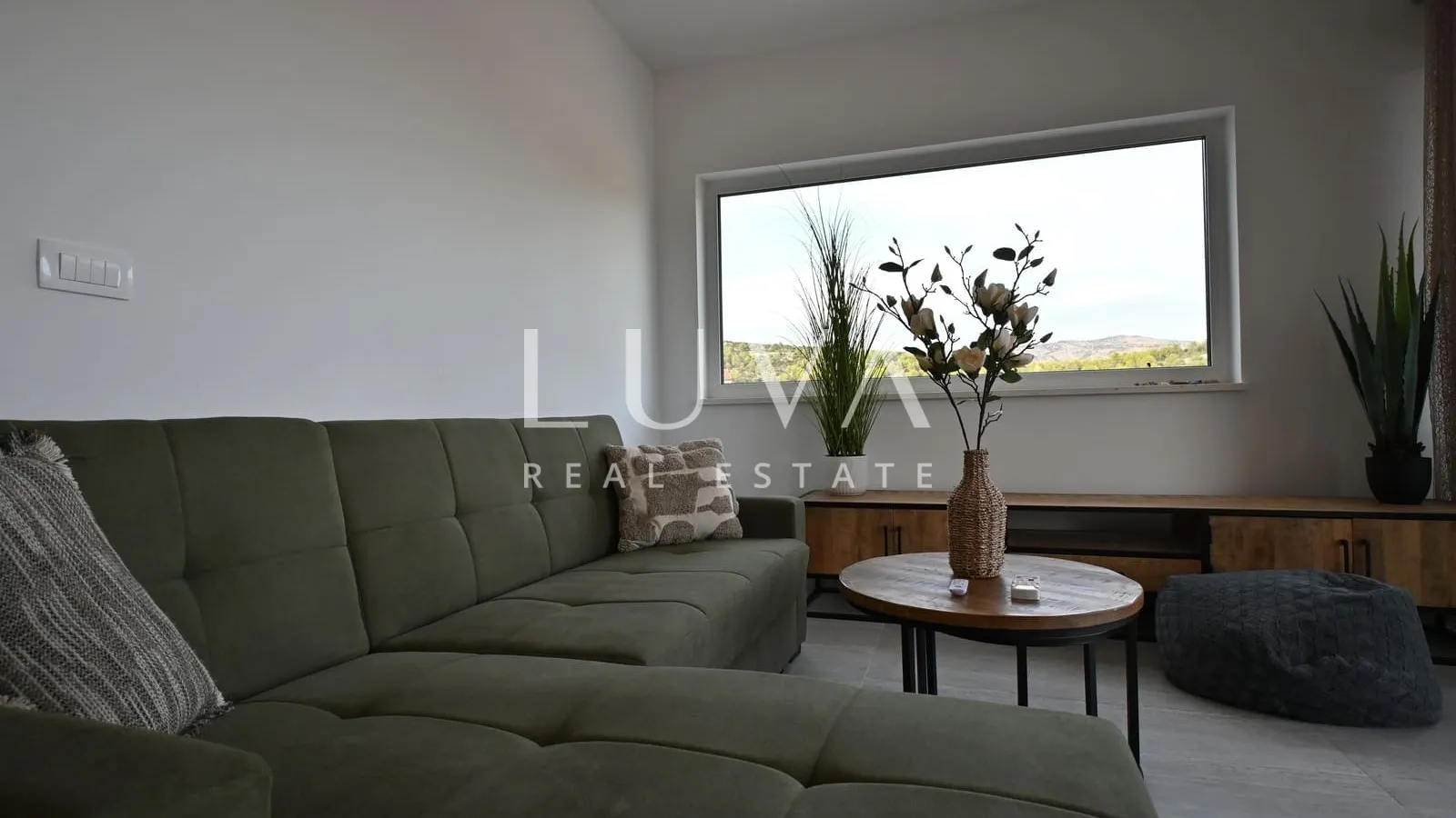Marina, Trogir, apartman 75 m2 blizu mora na prodaju