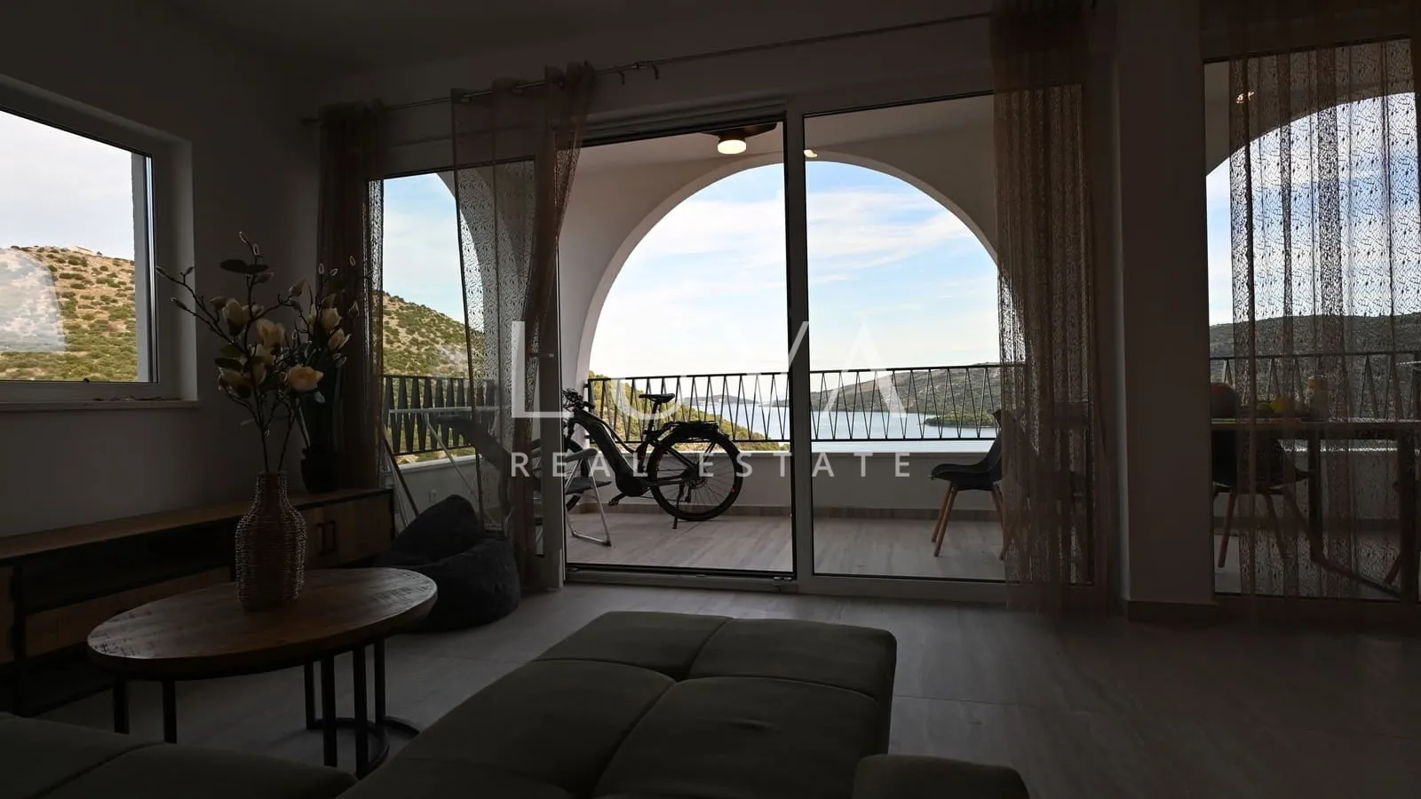 Marina, Trogir, apartman 75 m2 blizu mora na prodaju