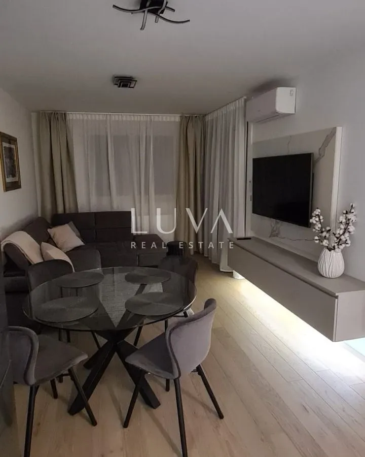 Zagreb, Špansko, luksuzno uređen 2s stan 44 m2 na prodaju